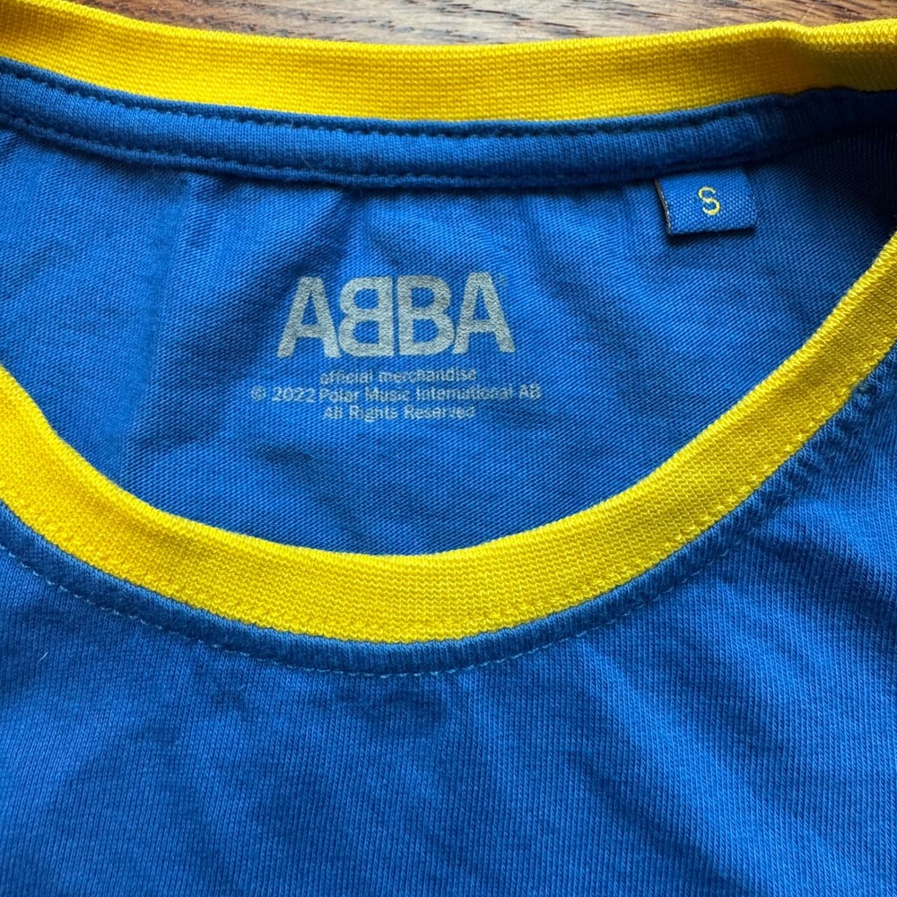 ABBA Official Merchandise Blue Yellow Ringer Tee Flocked Logo Shirt Small - Picture 3 of 6